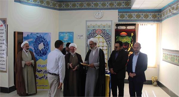 حضور نماینده ولی فقیه در استان خراسان شمالی و مدیران حوزه ICT در جمع کارکنان پست