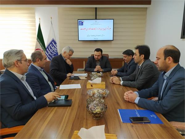 اولویت اقدامات و برنامه ها، رشد شاخص های ارتباطی مناطق محروم و کمتر توسعه یافته است