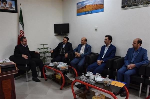 وضعیت مطلوب و روند رو به رشد  شاخص های ارتباطی در شهرستان اسفراین